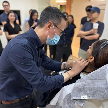 Dr. Dennis Participates in Allergan Aesthetics
