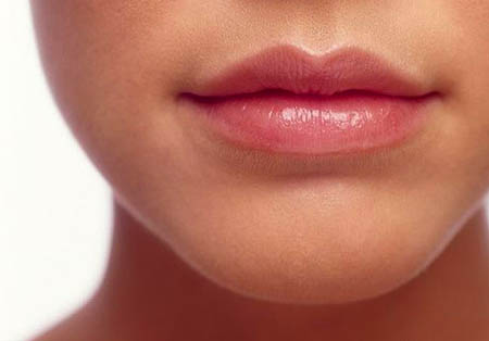 5 Easy Tips on How to have Healthy and Kissable Lips!