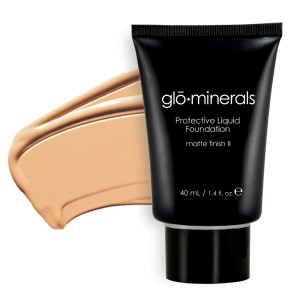 The Protective Liquid Foundation for Oily Skin